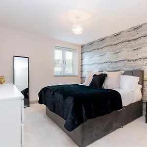 Avery House 2 - Two Bedroom With Outdoor Terrace By Bpne Apartment Darlington (Durham)